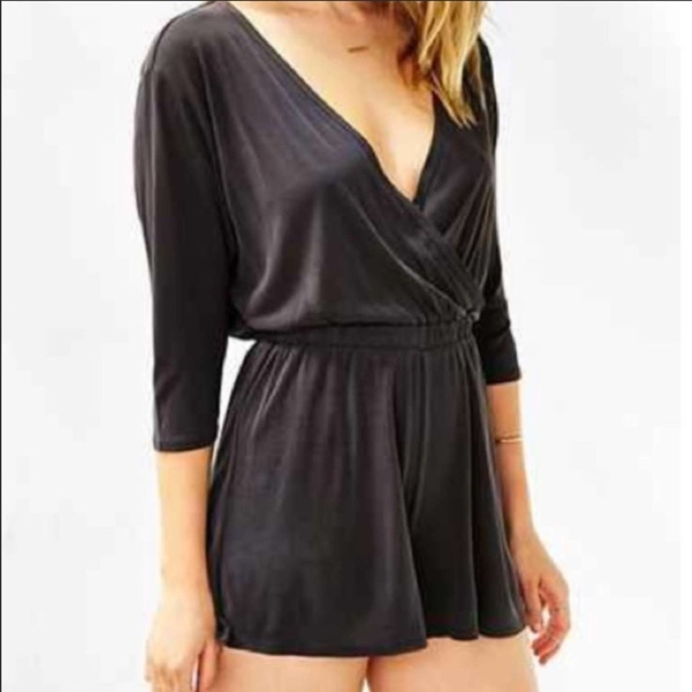 Urban Outfitters silence + noise Black Shorts Romper Women's Small